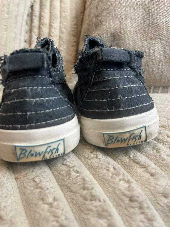 Frayed Black Slip-On Women's Sneakers with White Sole - Picture 3 of 6